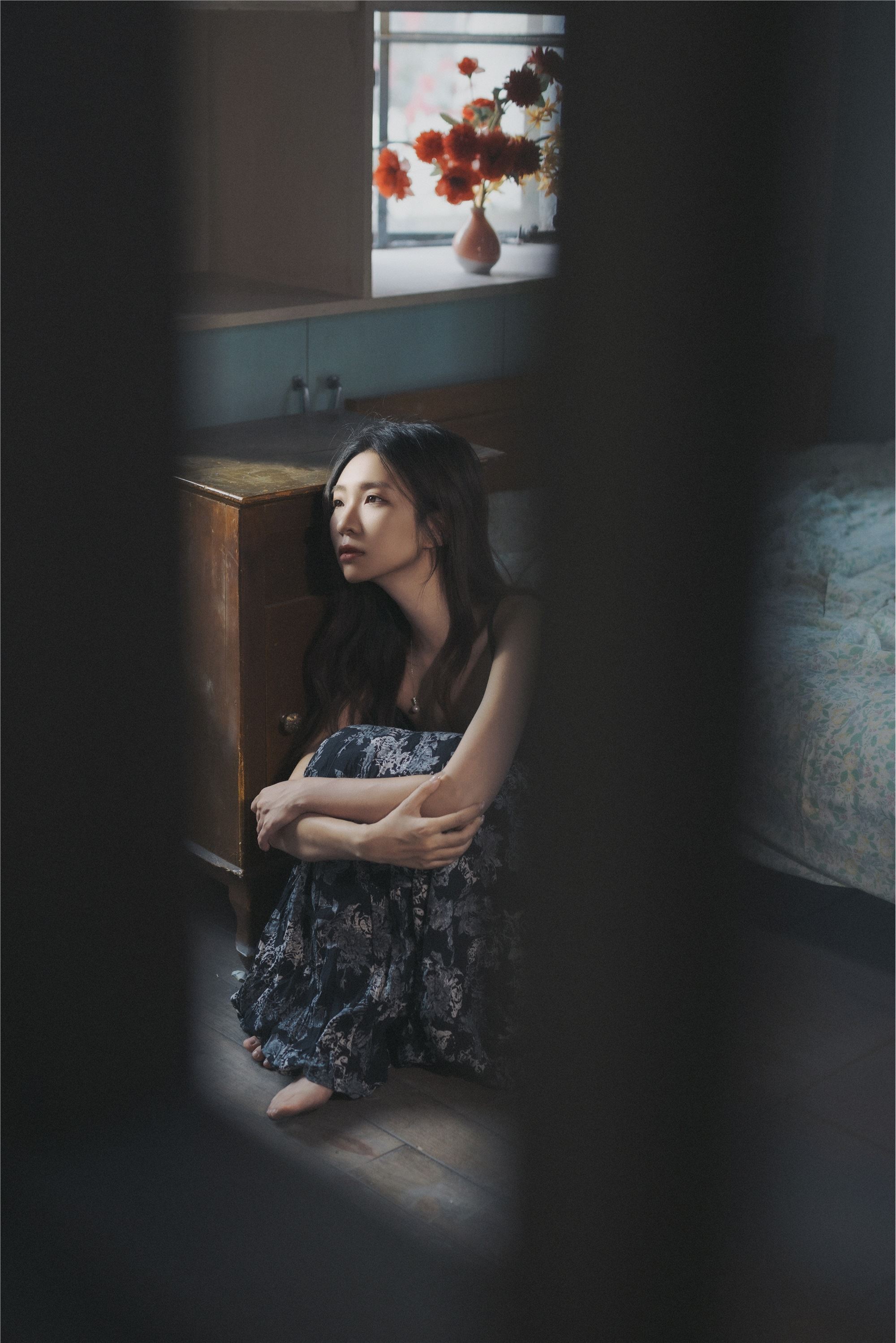 YITUYU艺图语 2025.01.18 孤独感 失眠面包蟹